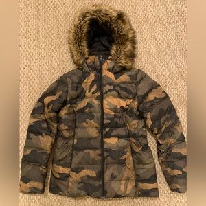 Northface Camo Puffer Jacket with fur
